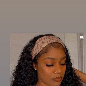 Meet your Posher, Kye